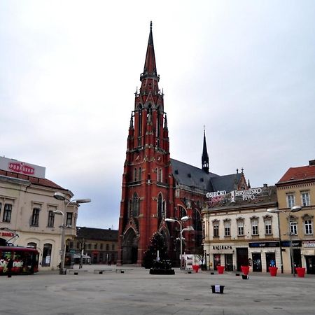 Rooms With A Parking Space Osijek, Slavonija - 15994 מראה חיצוני תמונה